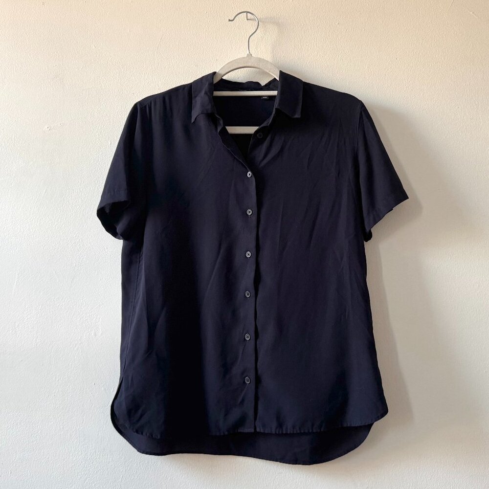 Uniqlo Navy Rayon Short Sleeve Blouse